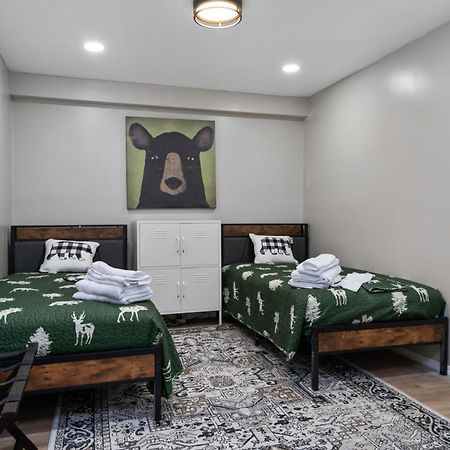 Spacious Cabin Near Hocking Hills And Caves With Hot Tub And Firepit Laurelville Экстерьер фото