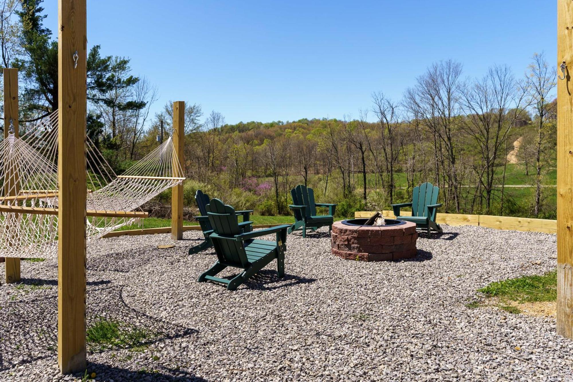 Spacious Cabin Near Hocking Hills And Caves With Hot Tub And Firepit Laurelville Экстерьер фото